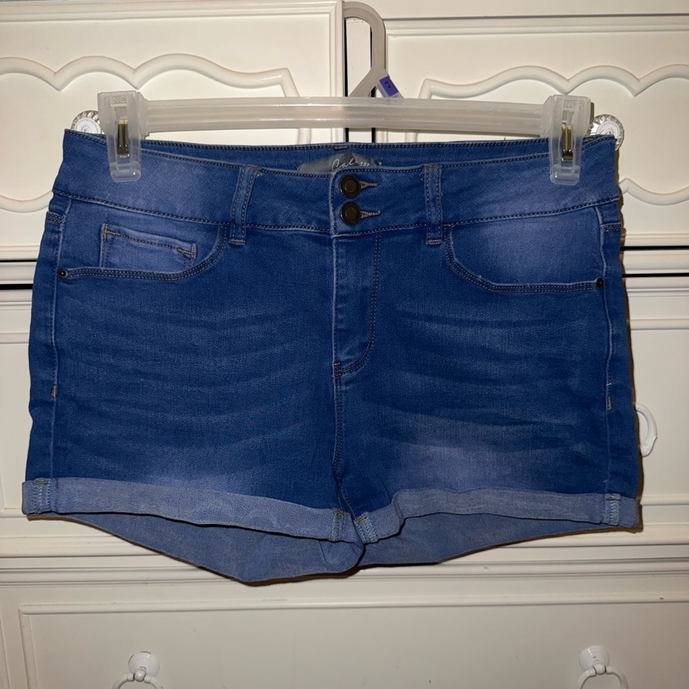 Women’s shorts